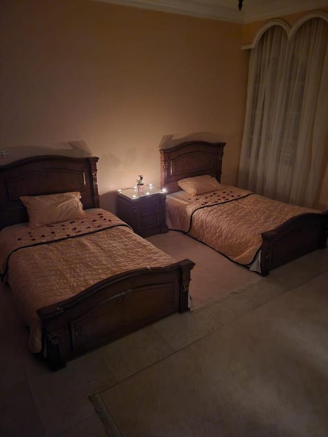 Hk Pyramids Guest House ไคโร ภายนอก รูปภาพ