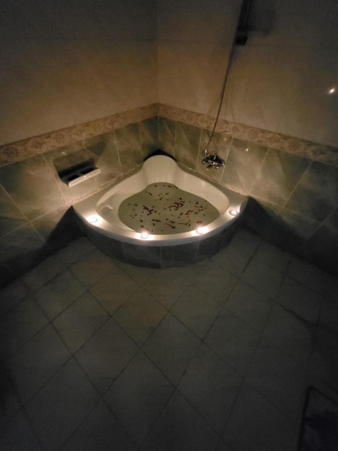 Hk Pyramids Guest House ไคโร ภายนอก รูปภาพ